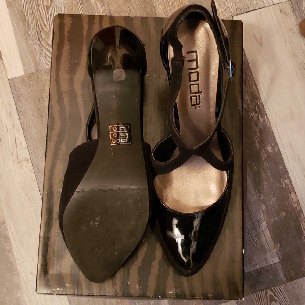 Shoes - Picture 2 of 2